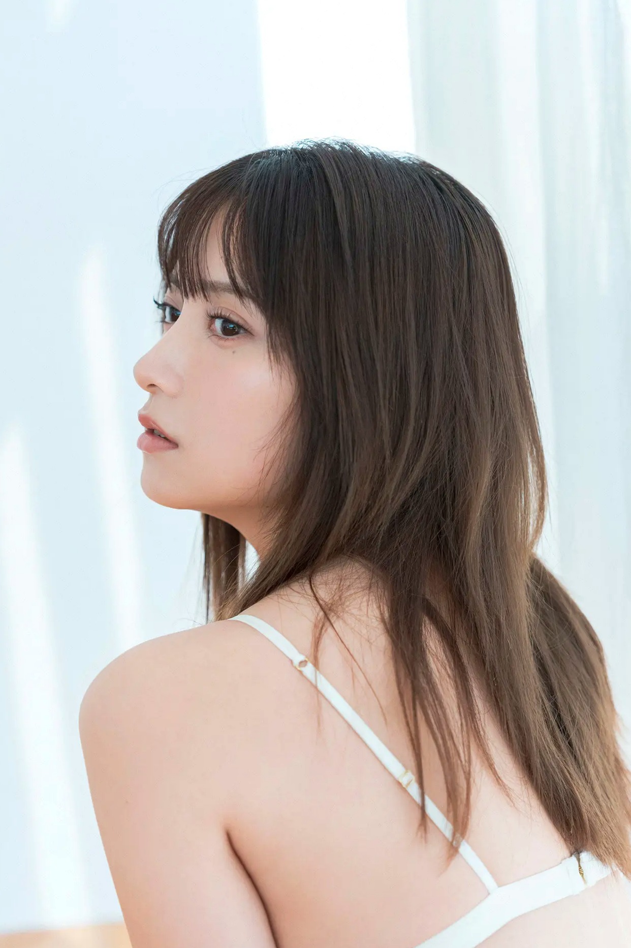 桃月なしこ - Queen of Beauty 日系性感比基尼与阳光清新写真