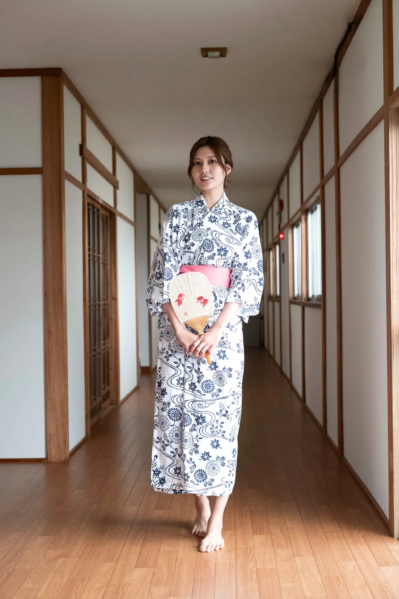 林ゆめ - 夕立の宿 日式旅馆半露和服内衣性感写真