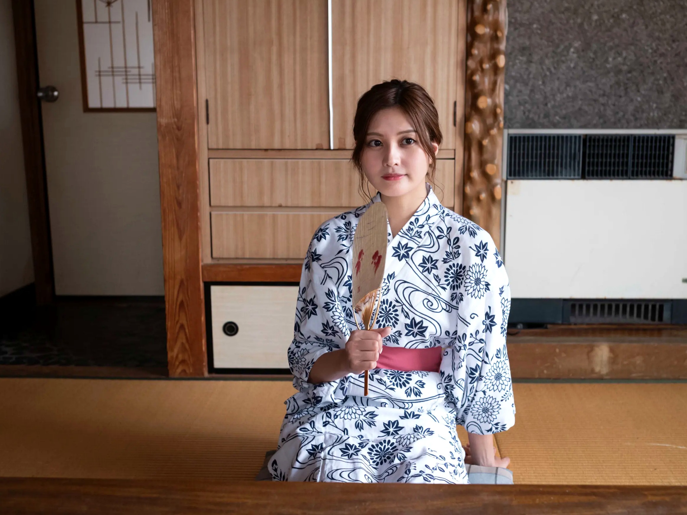 林ゆめ - 夕立の宿 日式旅馆半露和服内衣性感写真