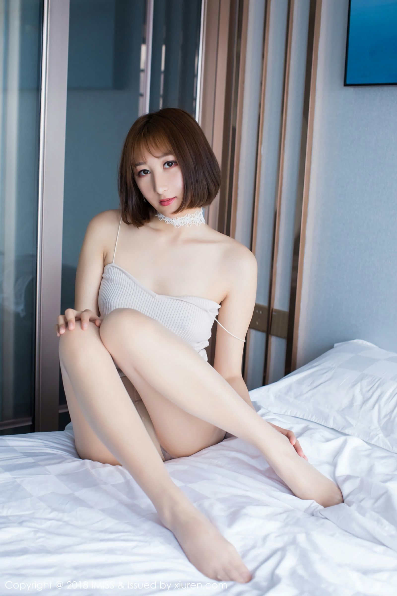 深航空姐九尾Ivy 镜头面秀笔直玉足