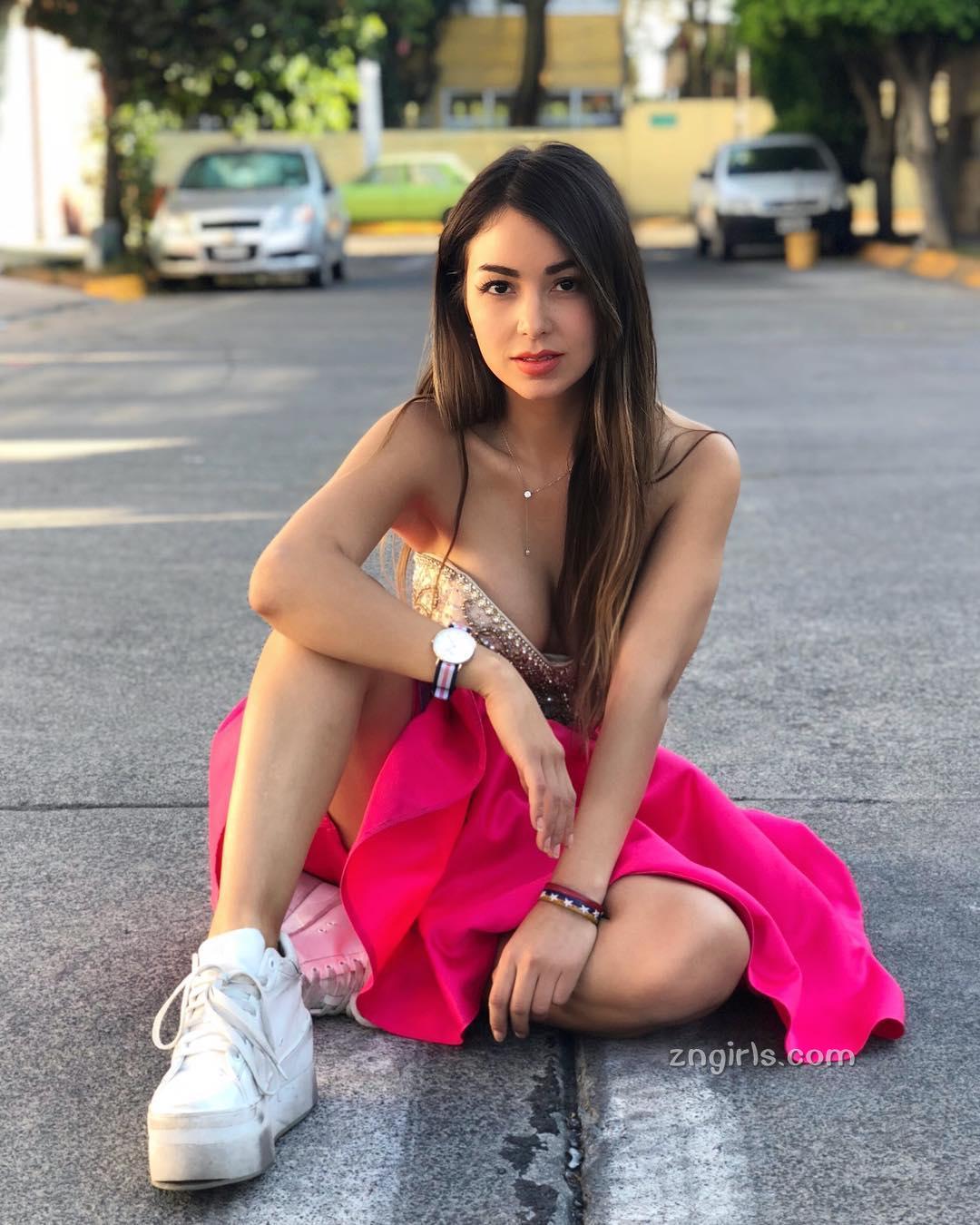 墨西哥美人CaELiKe 千万Youtuber女神
