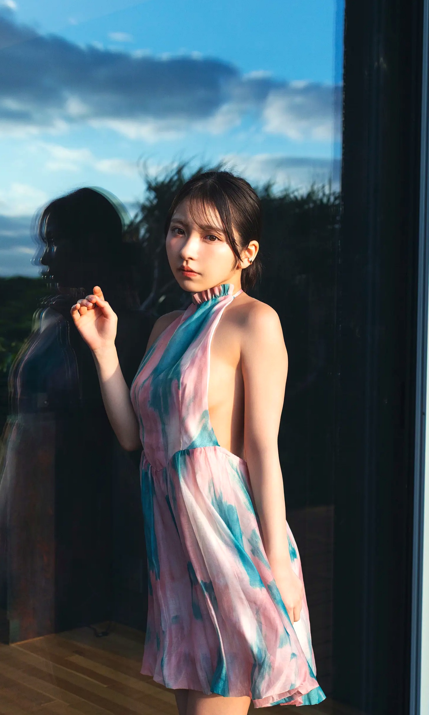 十味《夢よ醒めないで》日系性感比基尼写真 泳池海滨清纯美胸尤物