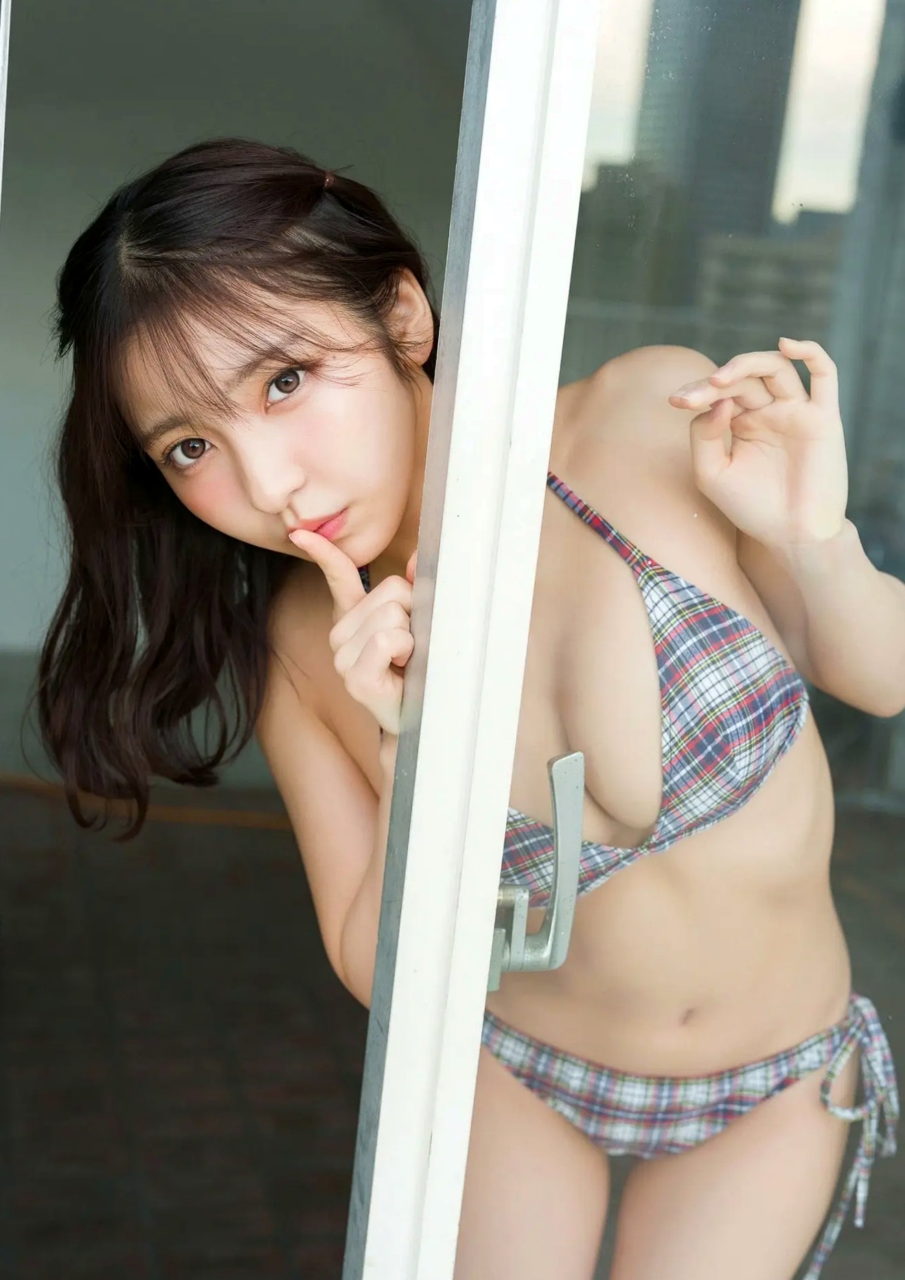 十味 - うしろからギュッとして。 日系童颜巨乳清纯比基尼私房写真