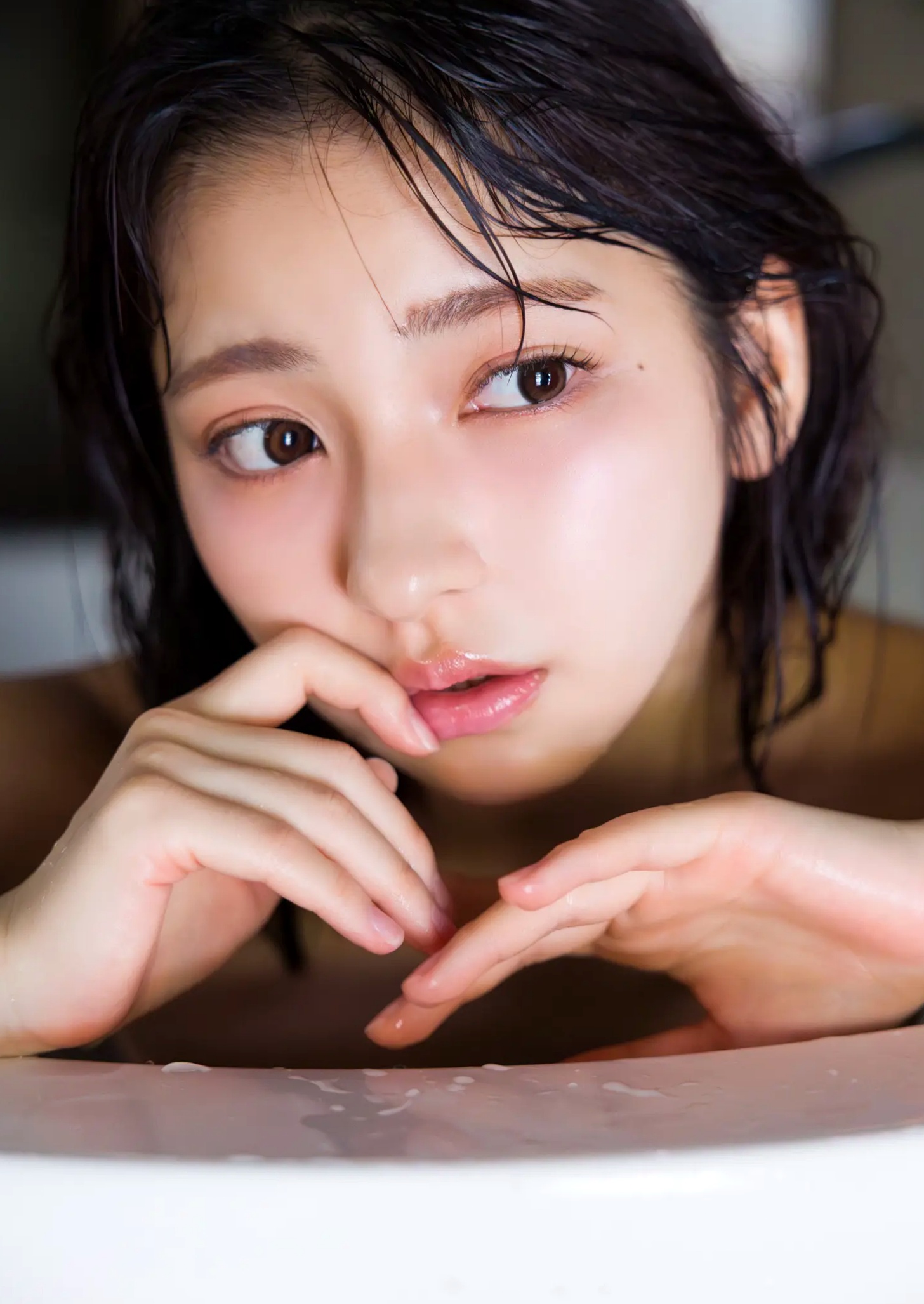 《十味 - We’re waiting for you!!!》日本美少女海边泳池湿身比基尼写真
