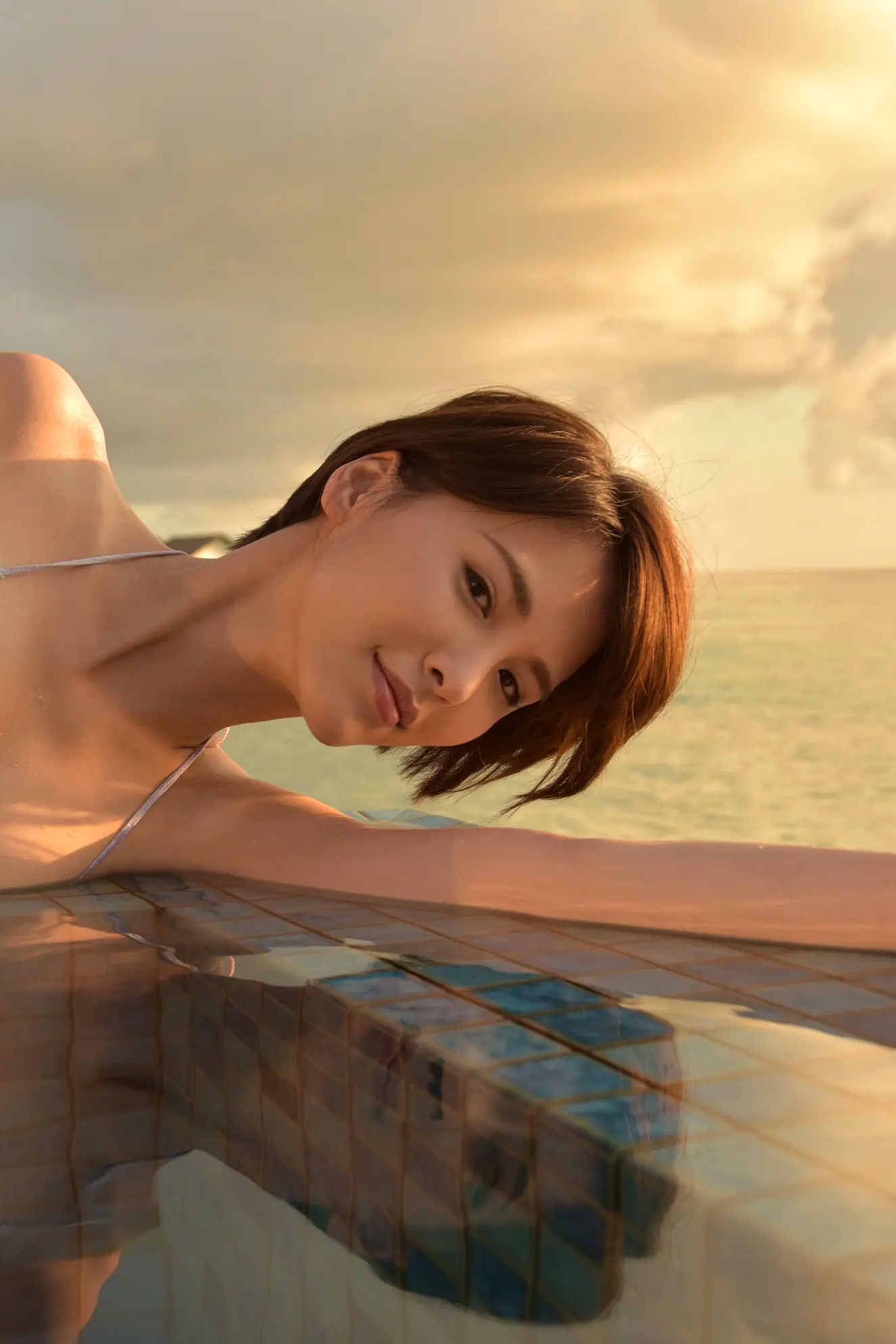 奈月セナ《Glamourous Ocean》海岛沙滩比基尼性感写真