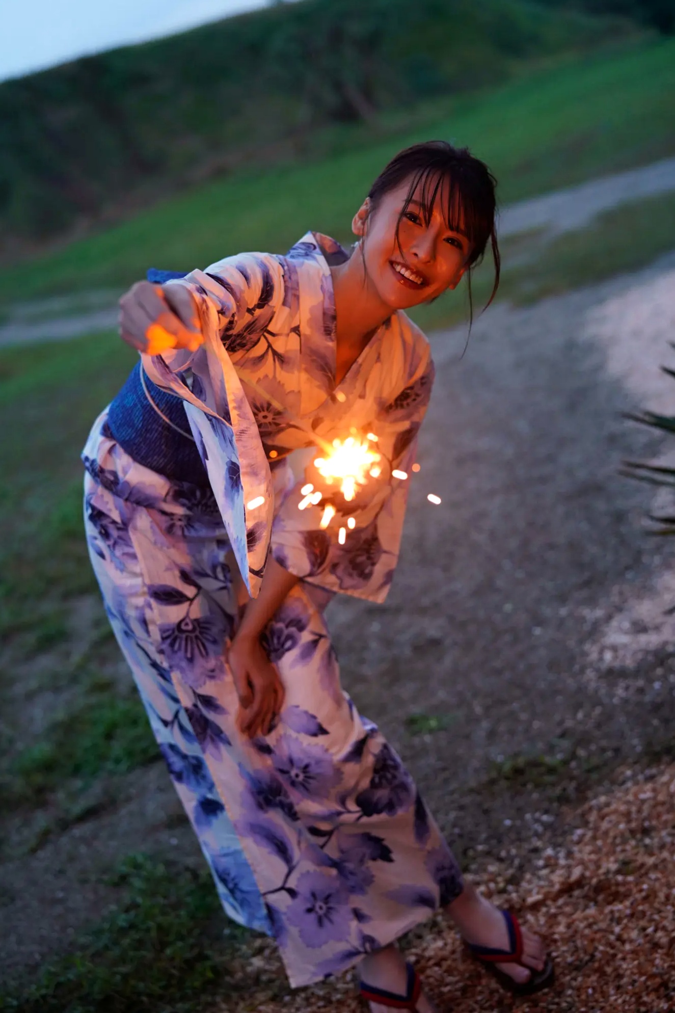 奈月セナ - たまゆら 春夏秋冬:精选私房写真,居家纯欲风格与火辣内衣造型,展现迷人御姐魅力
