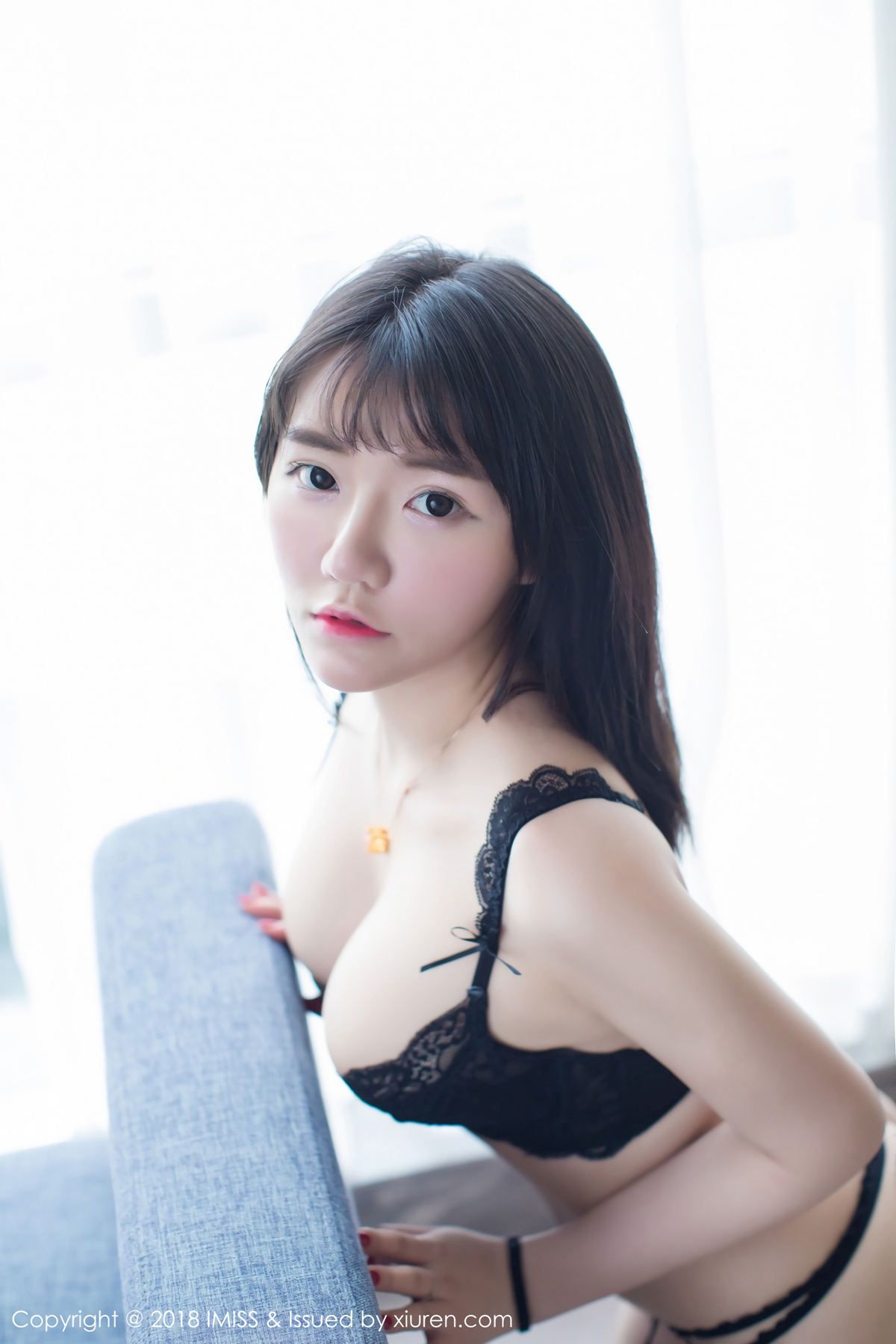 新人模特美蒂Melody 蕾丝内衣呼之欲出
