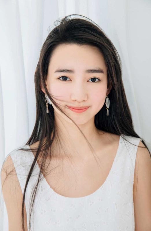 黒木麗奈- 2018年日本周刊杂志写真