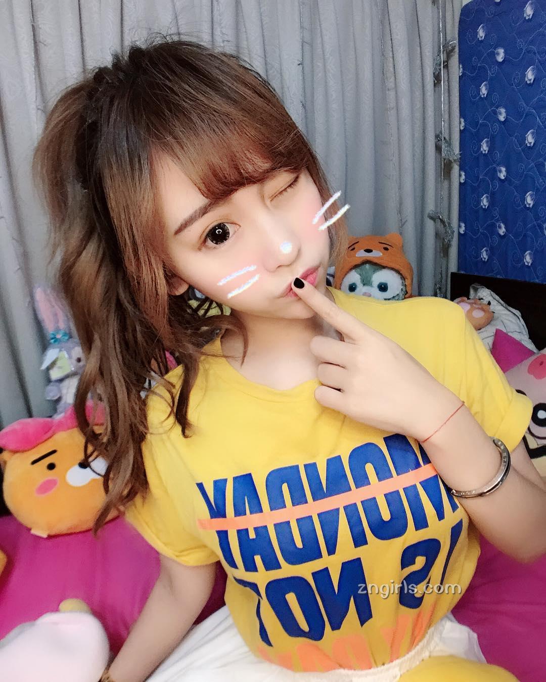 S型台妹Irene Huang,最爱开胸泳衣