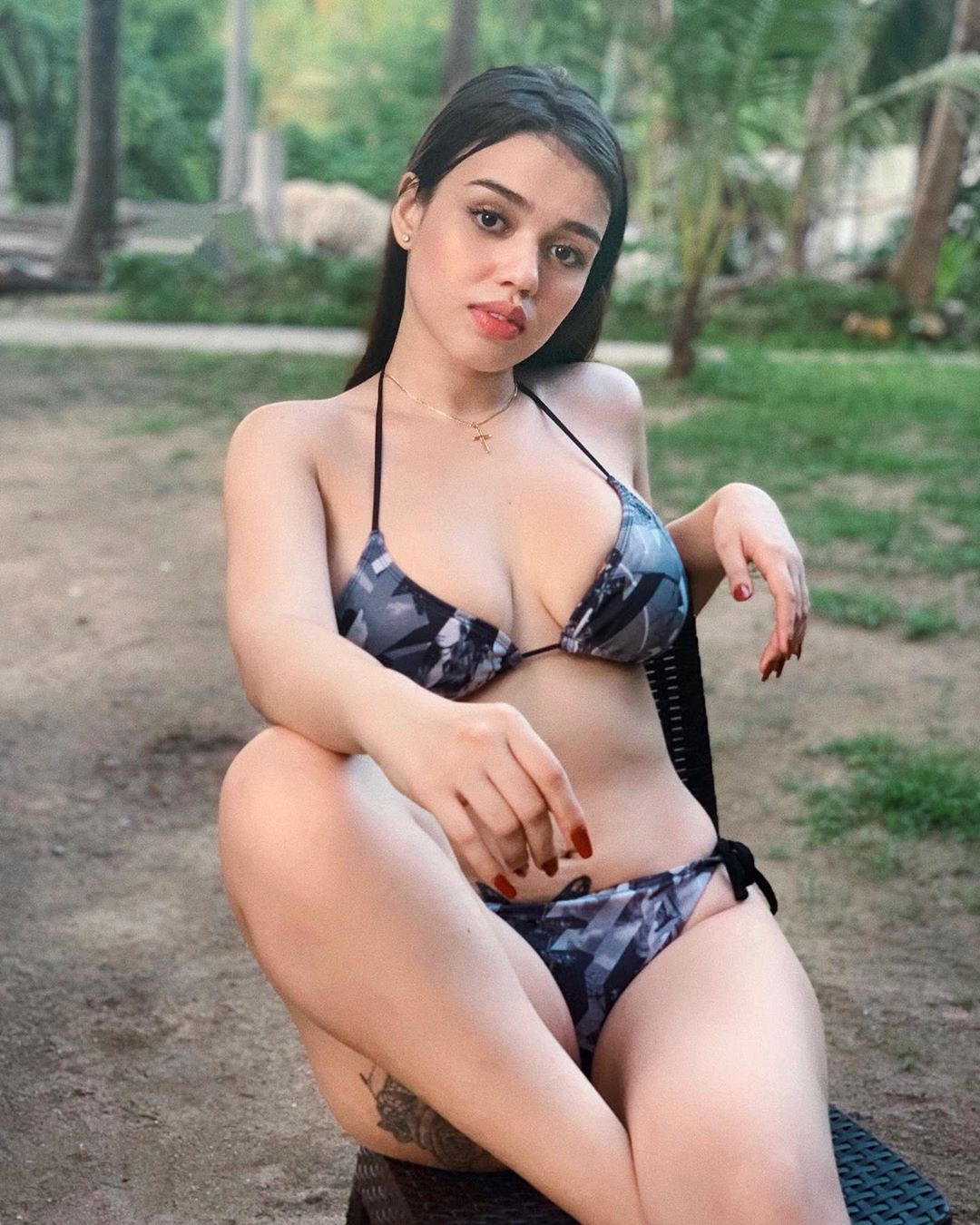Karina Johnson- 浓眉大眼的波菲混血正妹