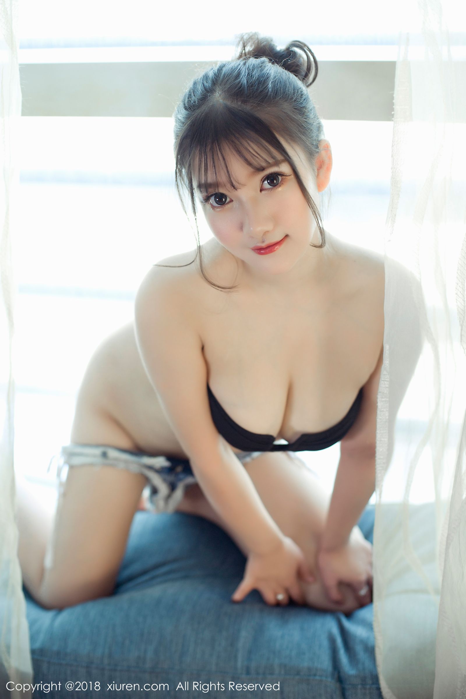 新晋美模露露小喵 粉色毛绒小猫头套