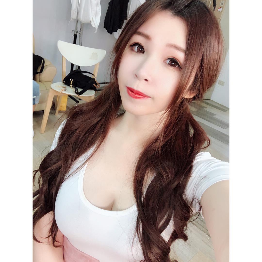 蔡忧忧- 长腿正妹直播主