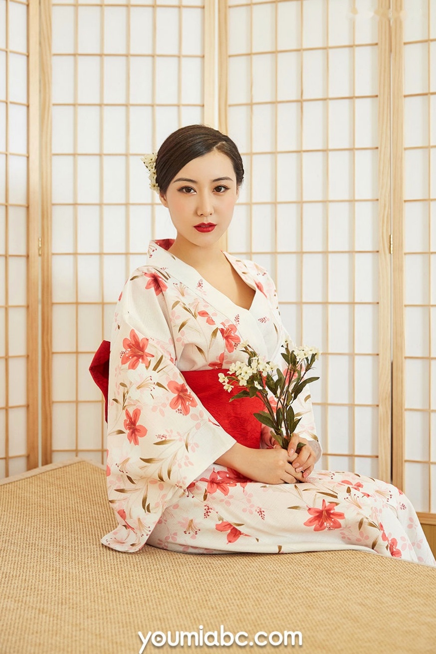 Gallery - YouMi尤蜜-小仙《和风小娇娘》:性感美女私房照,日系和服与蕾丝内衣诱惑,展现白皙丰满曲线,精品佳作。尤蜜荟 - Chiness Model 性感私房照内衣诱惑 小仙女神私房照_秀色女神