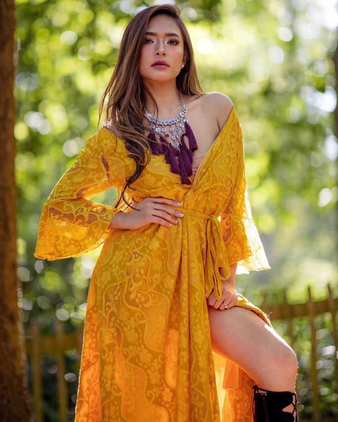 Valerie Pablo Garcia- 性感菲律宾人妻美照