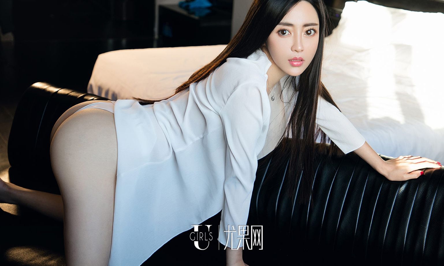 完美小姐叶瑾瑶 肩上纹身楚楚动人