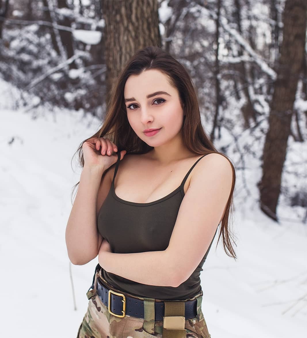 Elena Deligioz- 最清纯的俄罗斯女兵