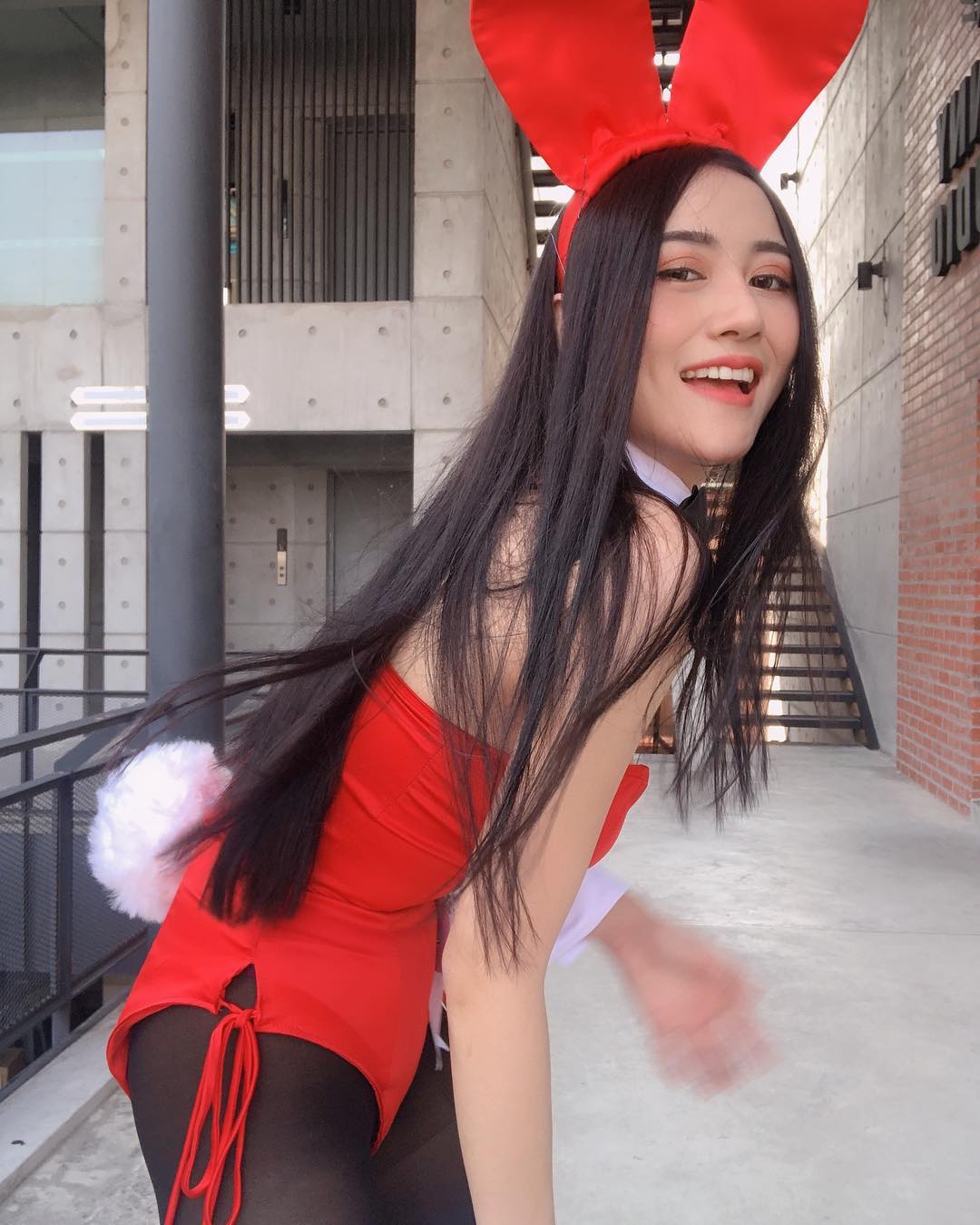 Bunny Donut- 泰国正妹小兔脱衣大绝放出