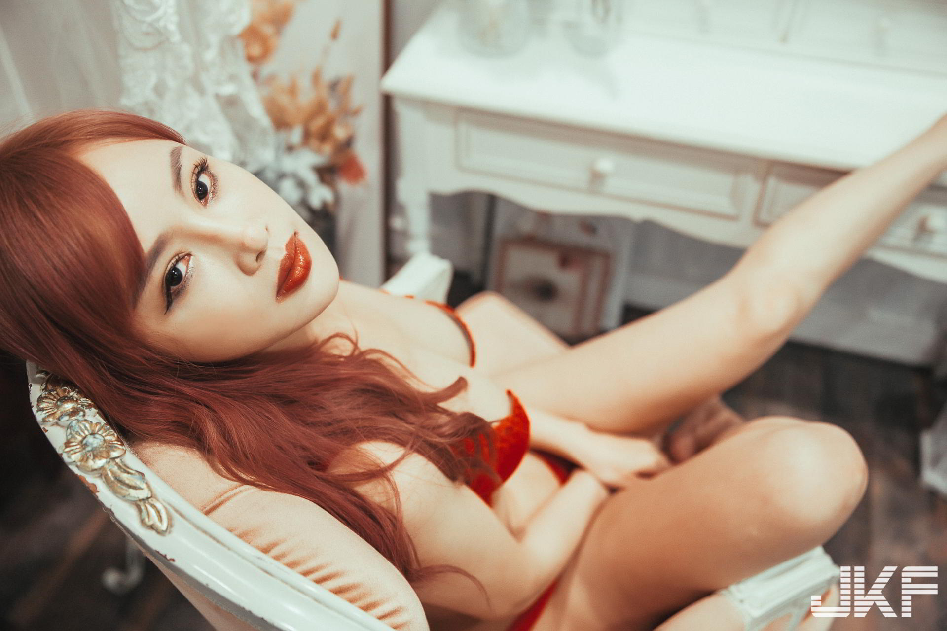 34D美胸好身材!高长身辣模-「LEI YI蕾依」的性感透视!