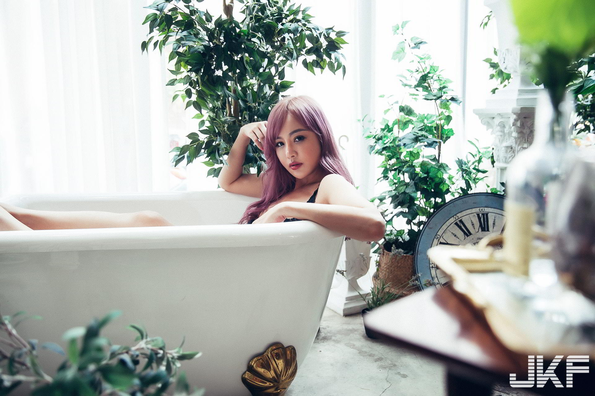 34D美胸好身材!高长身辣模-「LEI YI蕾依」的性感透视!