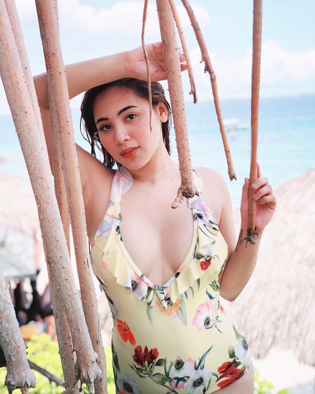 Cyrene Gallano- 表特版菲律宾正妹诚意满满