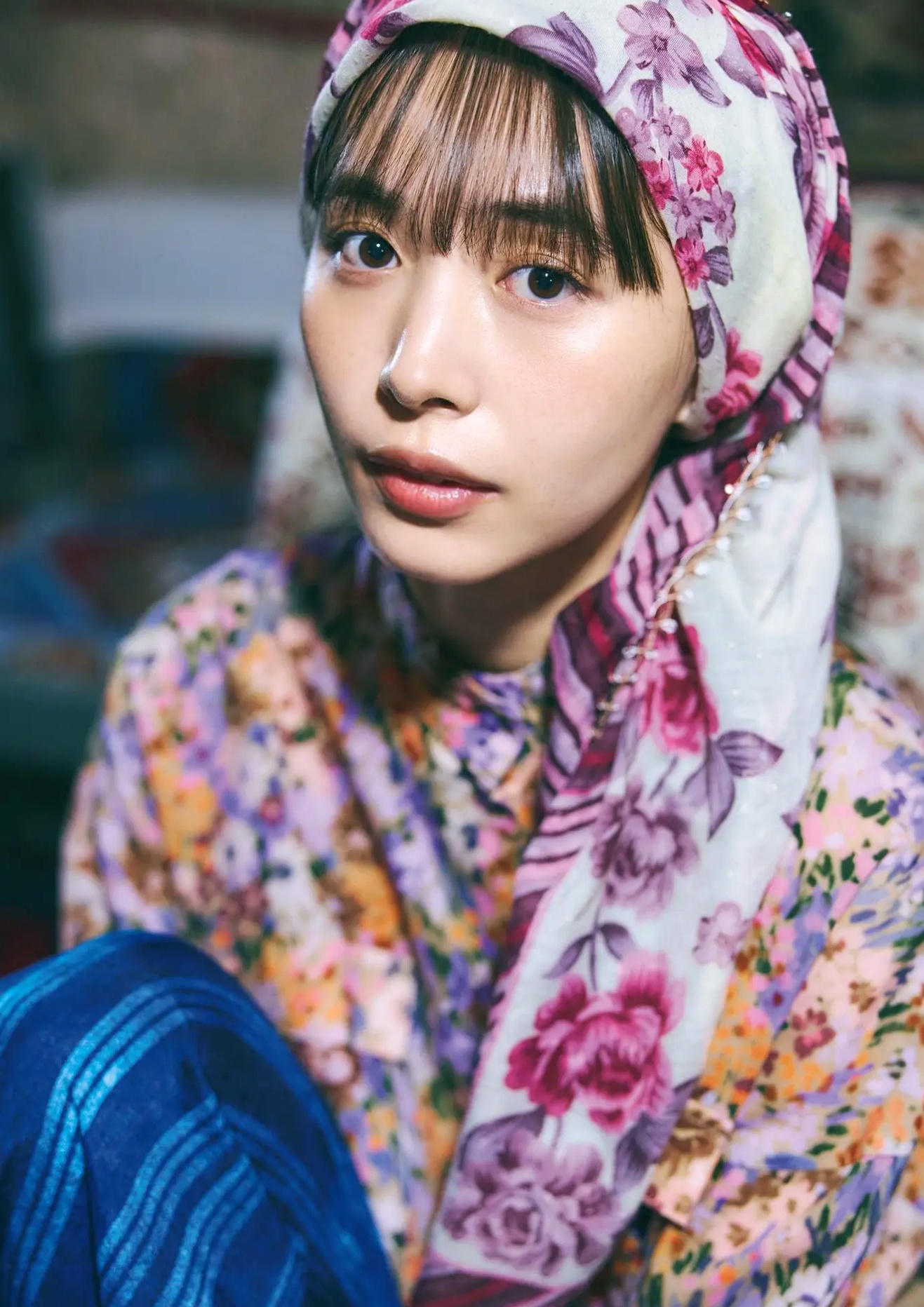 井桁弘恵《つかのま》写真:性感私房卧房与清新户外高挑美腿大片
