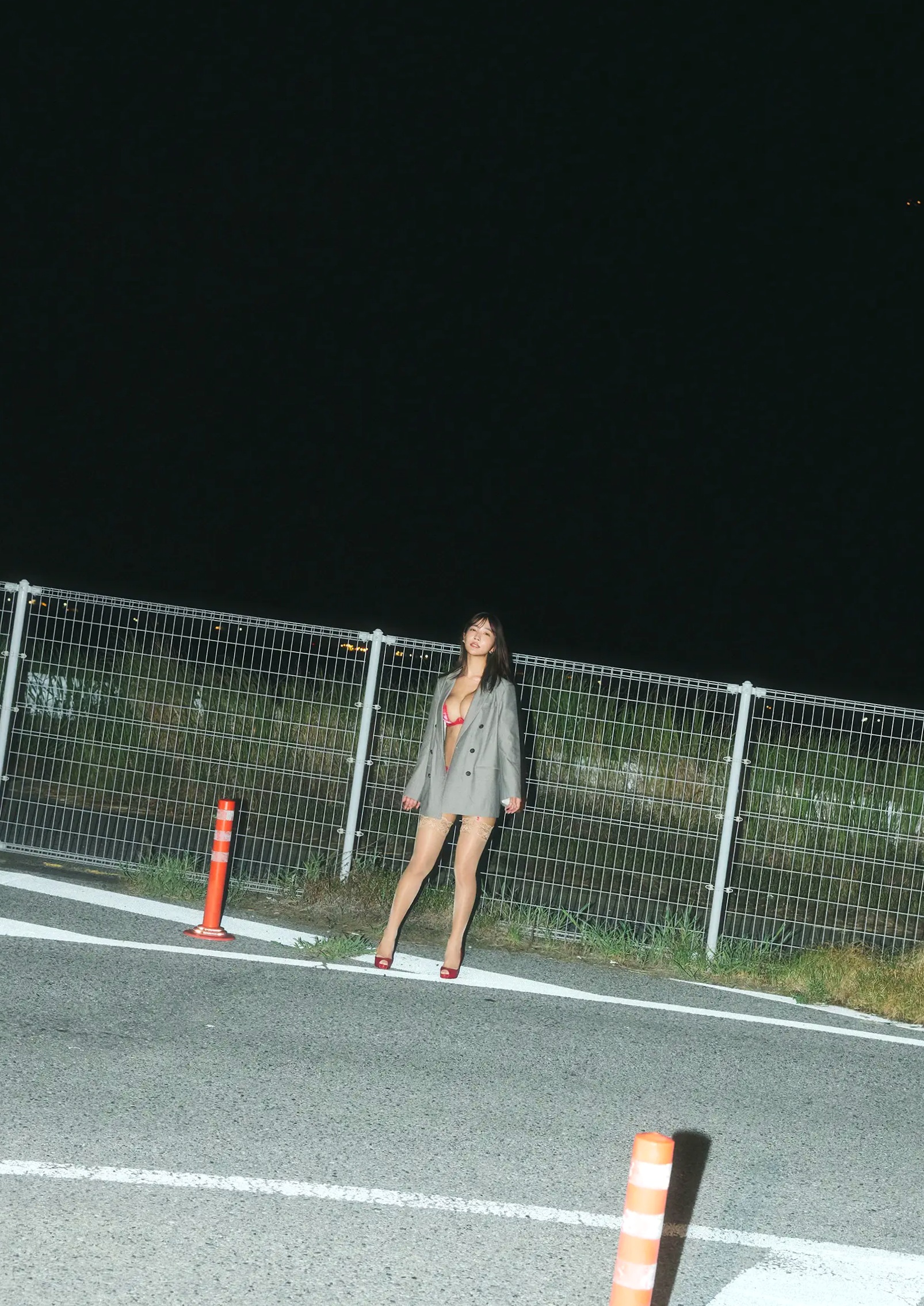 天羽希純 - タ?イタン?ミット?ナイト