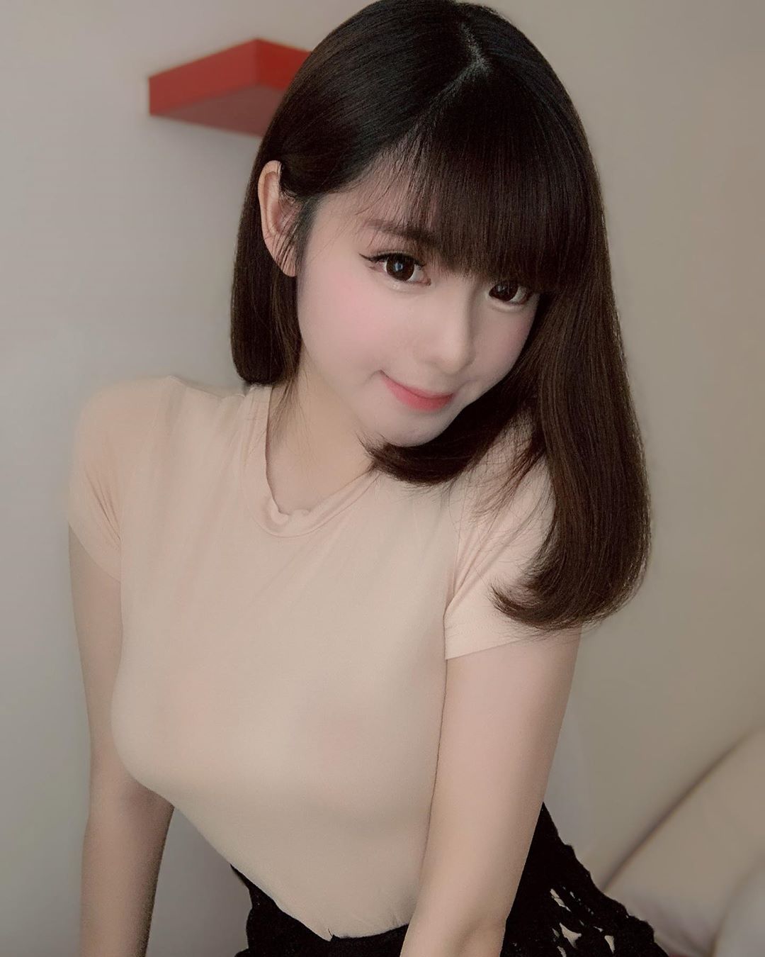 言情小说般梦幻!大马童颜妹「Amy香儿」傲人上围藏不住