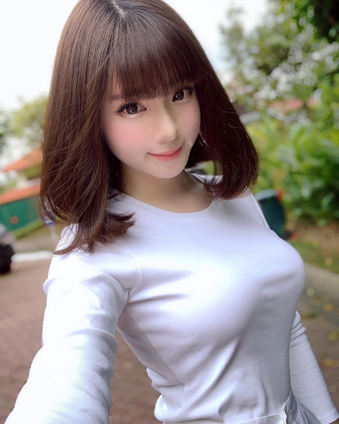 言情小说般梦幻!大马童颜妹「Amy香儿」傲人上围藏不住