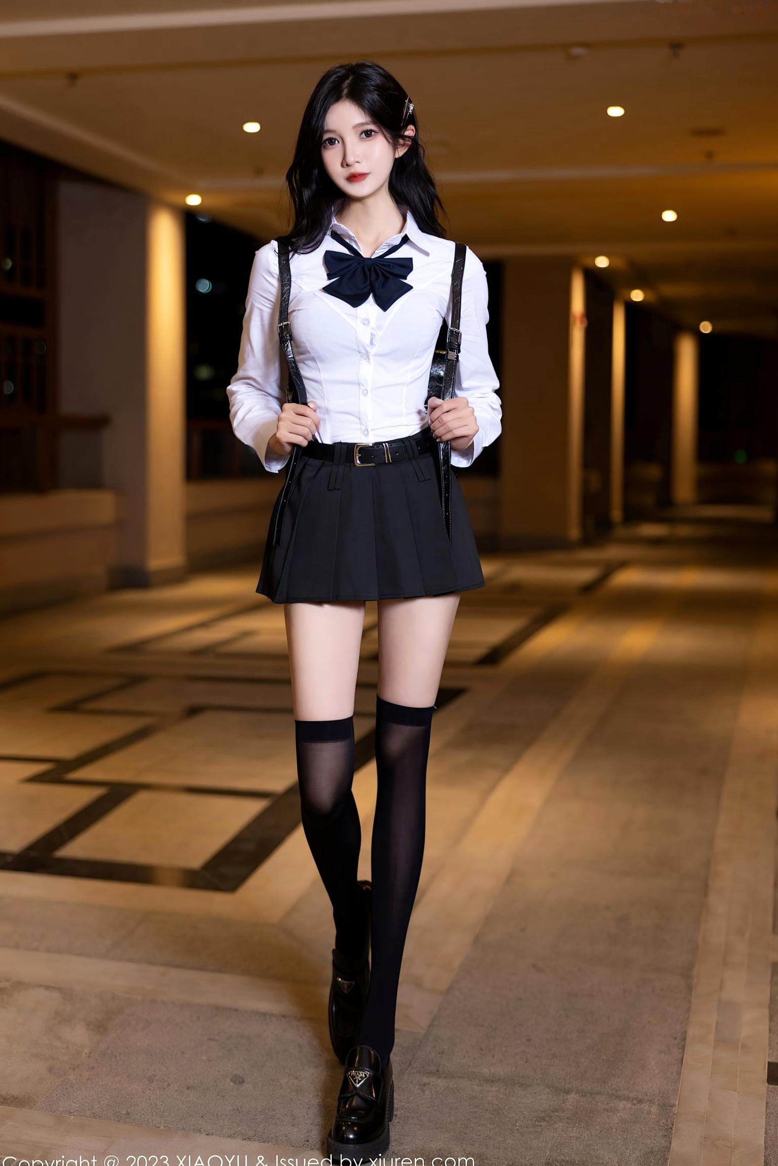 Gallery - XiaoYu语画界 - Painting World -程程程:清纯白衬衫制服诱惑,黑色蕾丝与黑丝美腿,演绎冷艳迷人私房写真语画界 - Painting World 性感制服诱惑黑丝私房照 程程程女神私房照_秀色女神