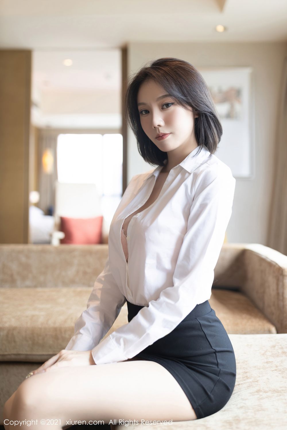 安然Maleah的职业装 浑然天成完美搭配