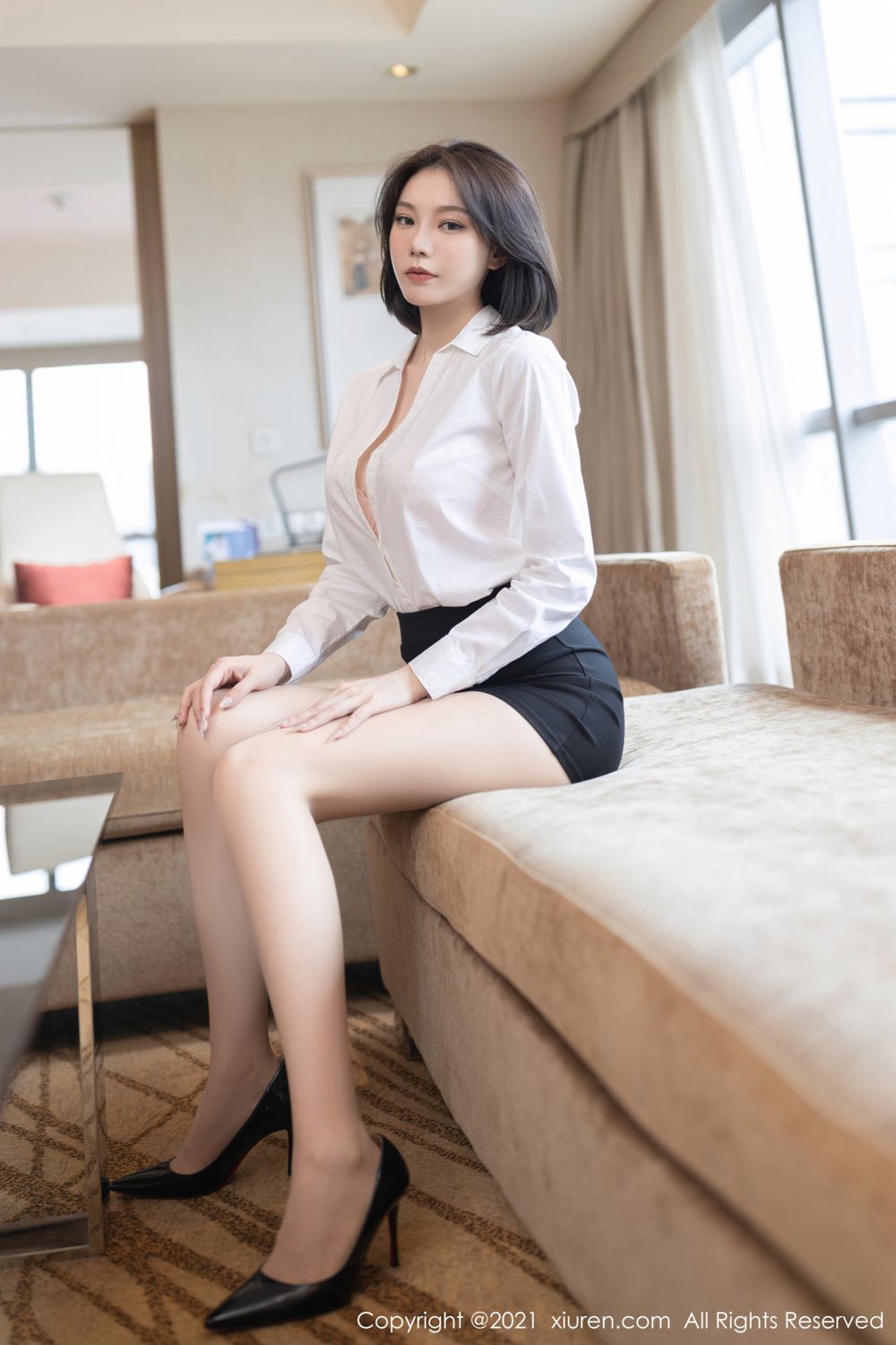 安然Maleah的职业装 浑然天成完美搭配