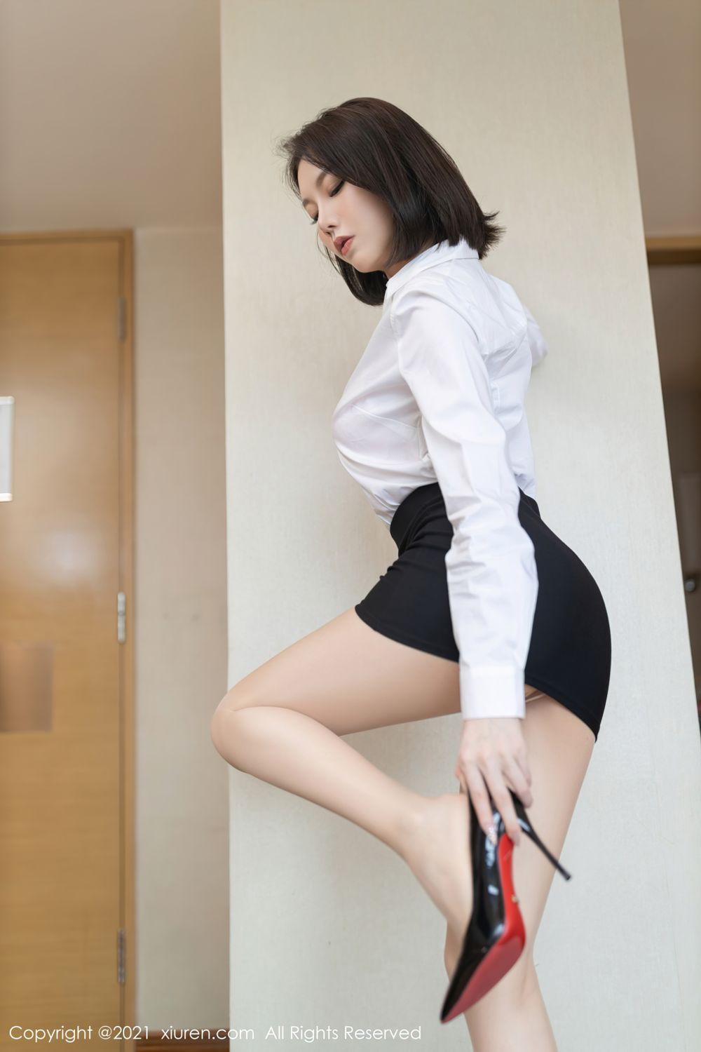 安然Maleah的职业装 浑然天成完美搭配