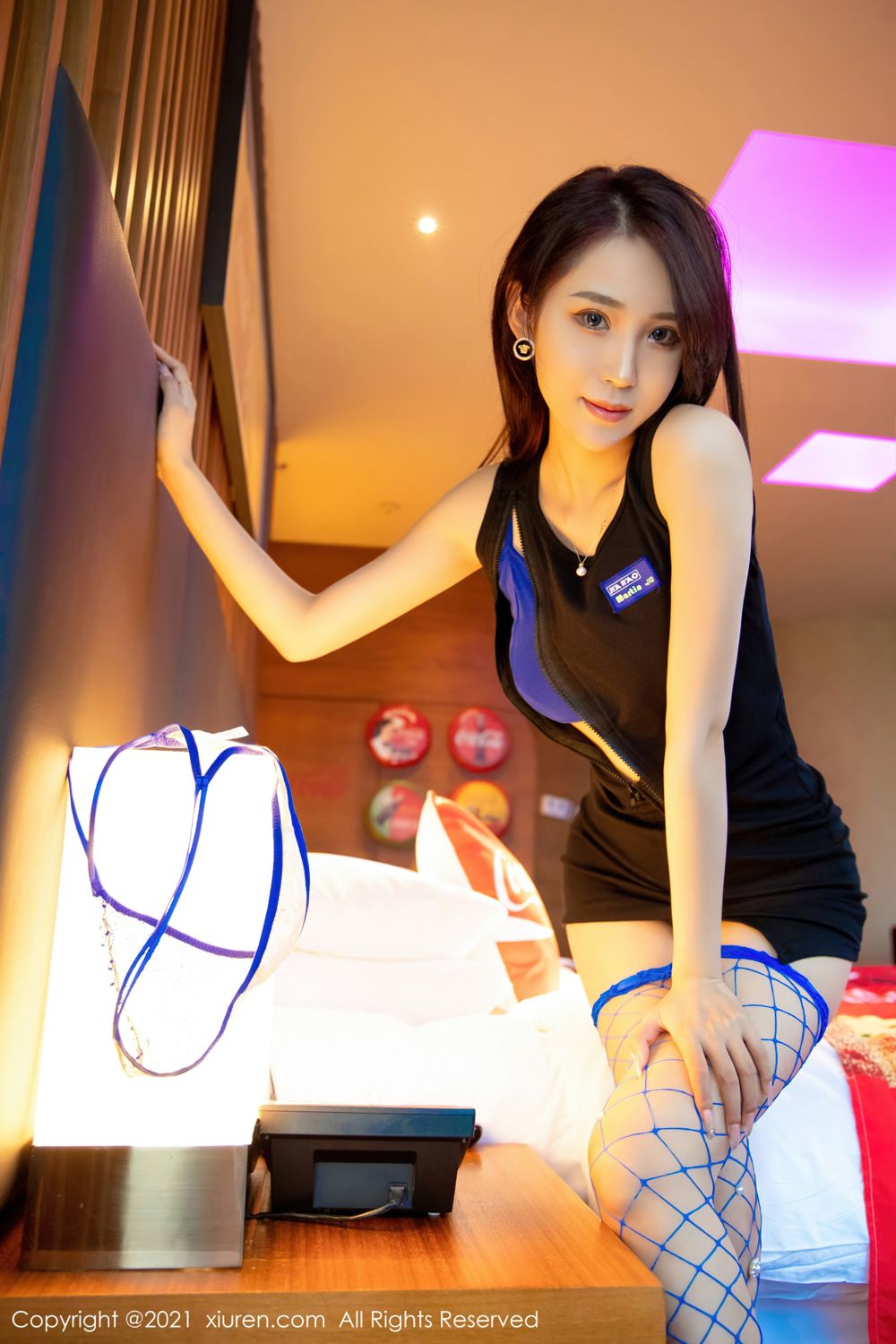 秀丽美人周慕汐 职场OL蓝色网袜