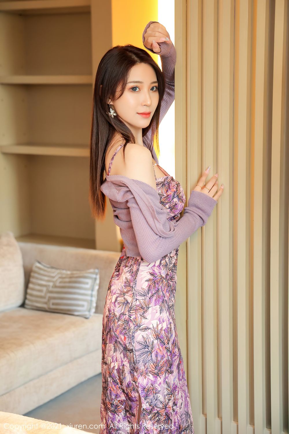 气质美女周慕汐 碎花裙花语撩人