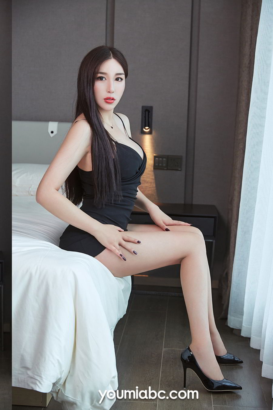 尤蜜Youmi 2019.11.21 李师师 成熟の胴体