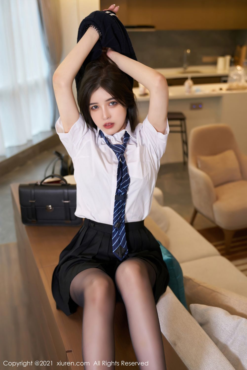 丰满姐姐韩静安 清纯风格学院制服