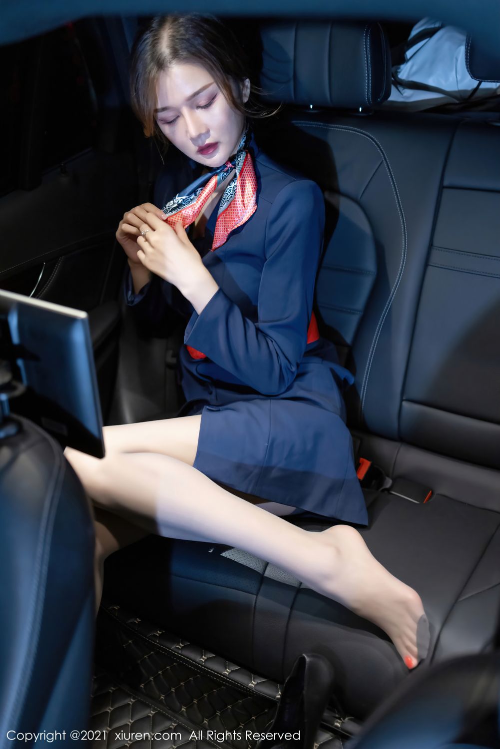 职业空姐文芮jeninfer 曼妙婀娜的苗条身段