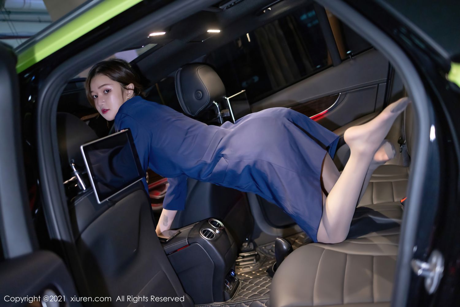 职业空姐文芮jeninfer 曼妙婀娜的苗条身段