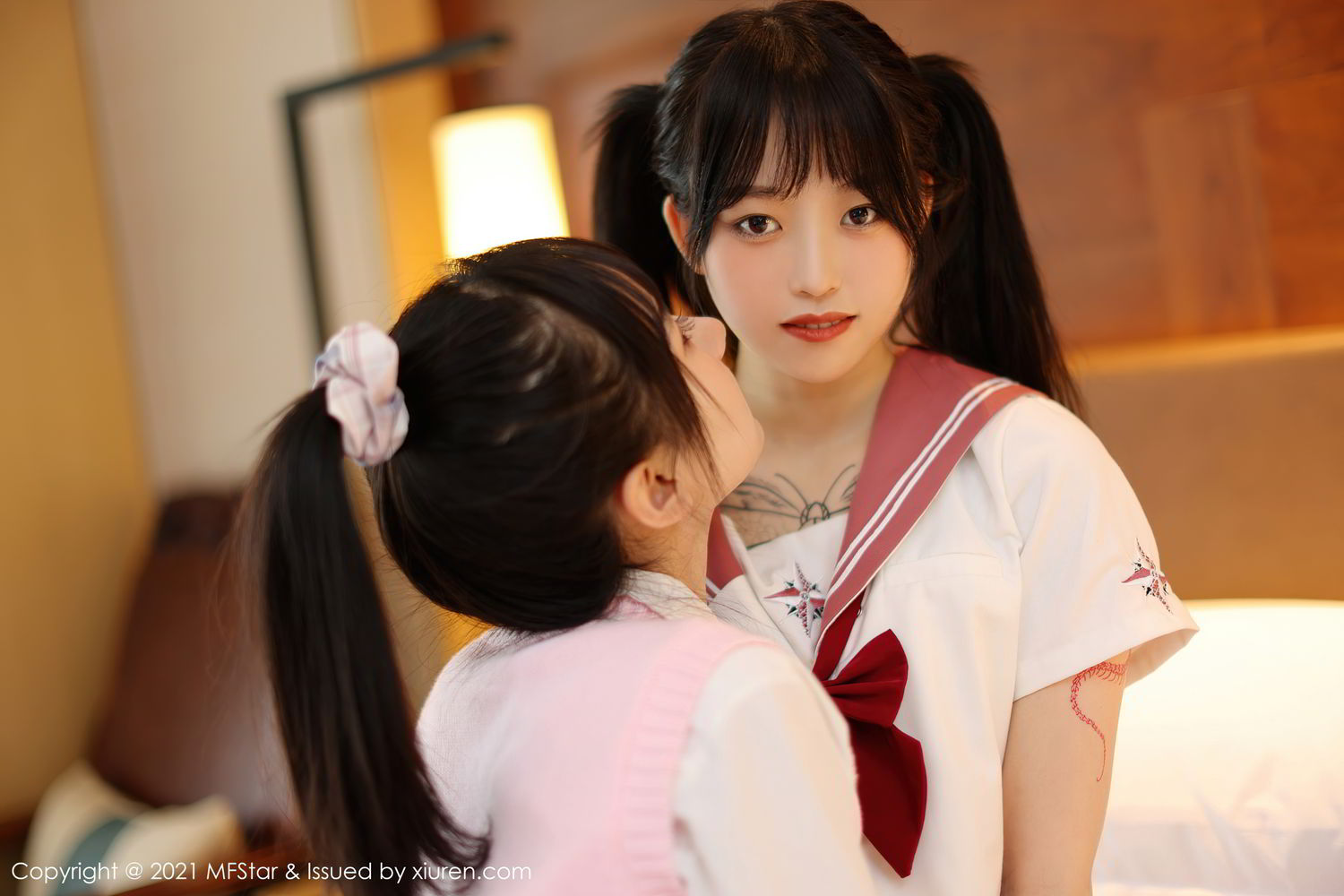 清纯可人软妹子 经典的JK制服