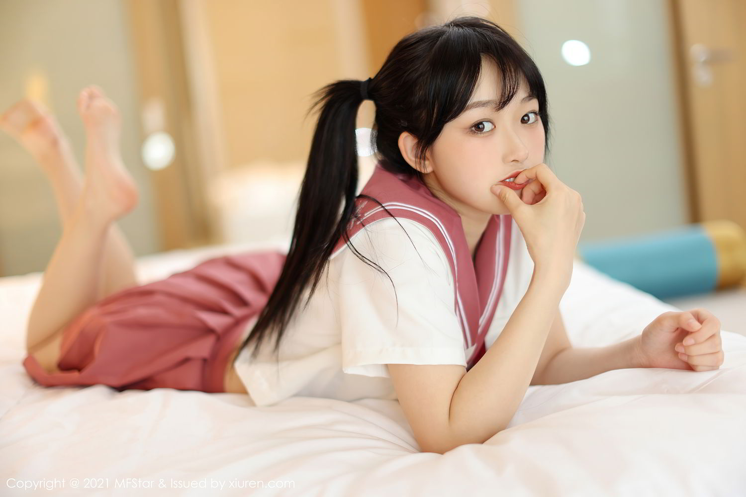 清纯可人软妹子 经典的JK制服