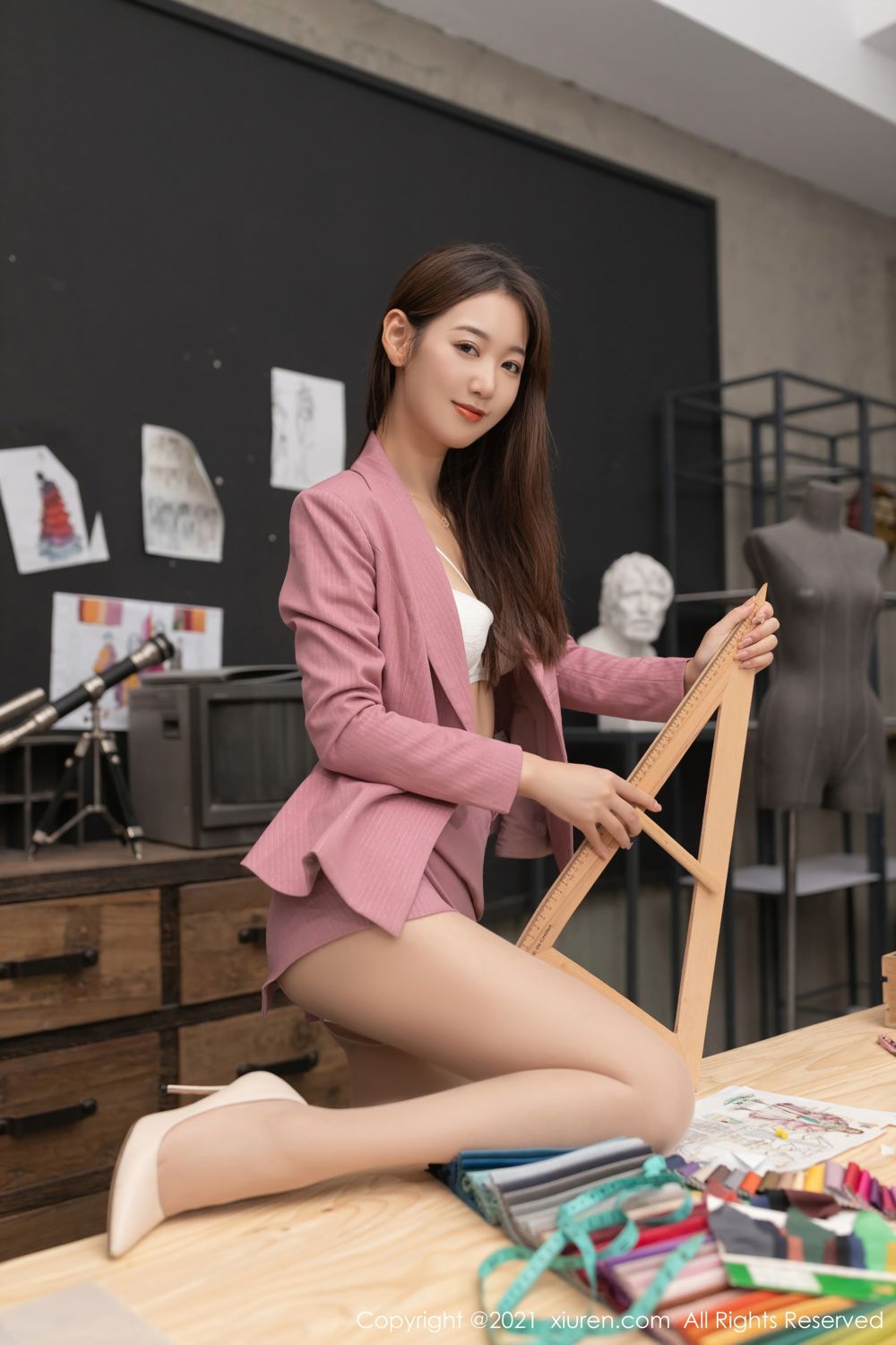 宅男女神唐安琪 服装设计师主题系列