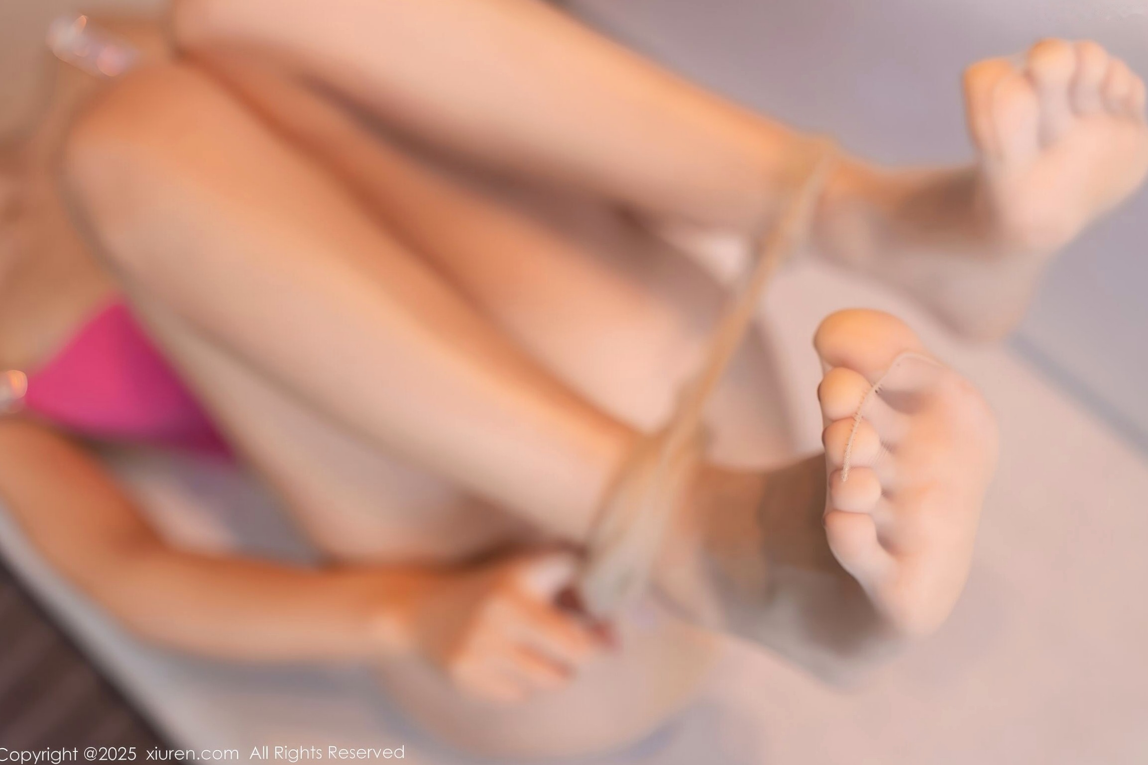 XiuRen秀人网 NO.11083 唐安琪 - 粉色内衣肉丝私房诱惑 性感女神室内写真