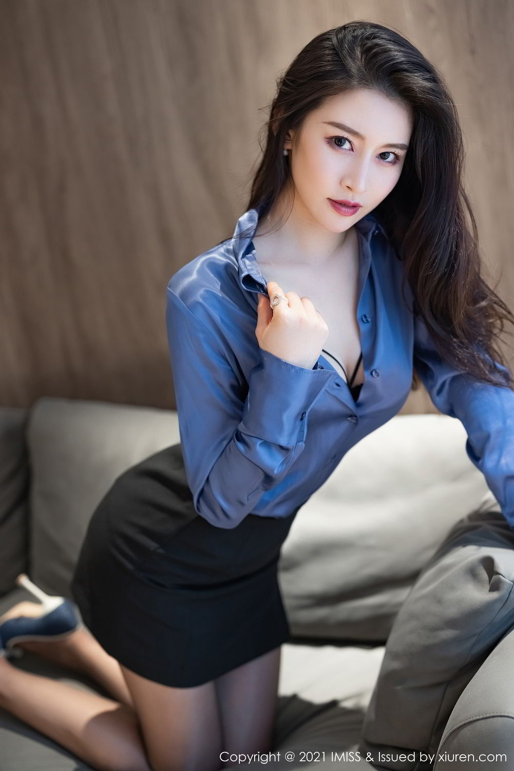 气质美女Vanessa 华丽典雅的职场OL