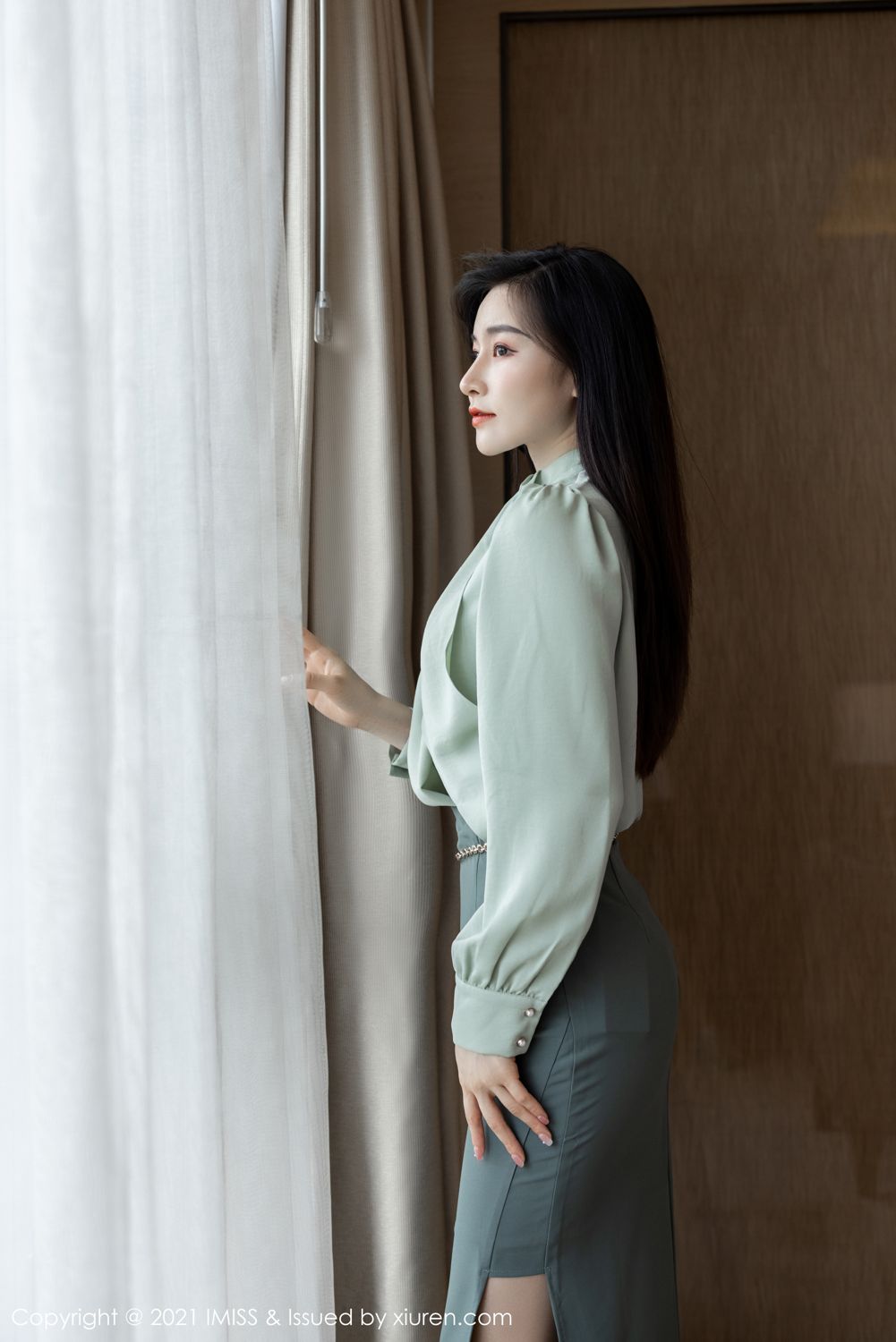 气质美女Vanessa 洁白如玉袅袅动人