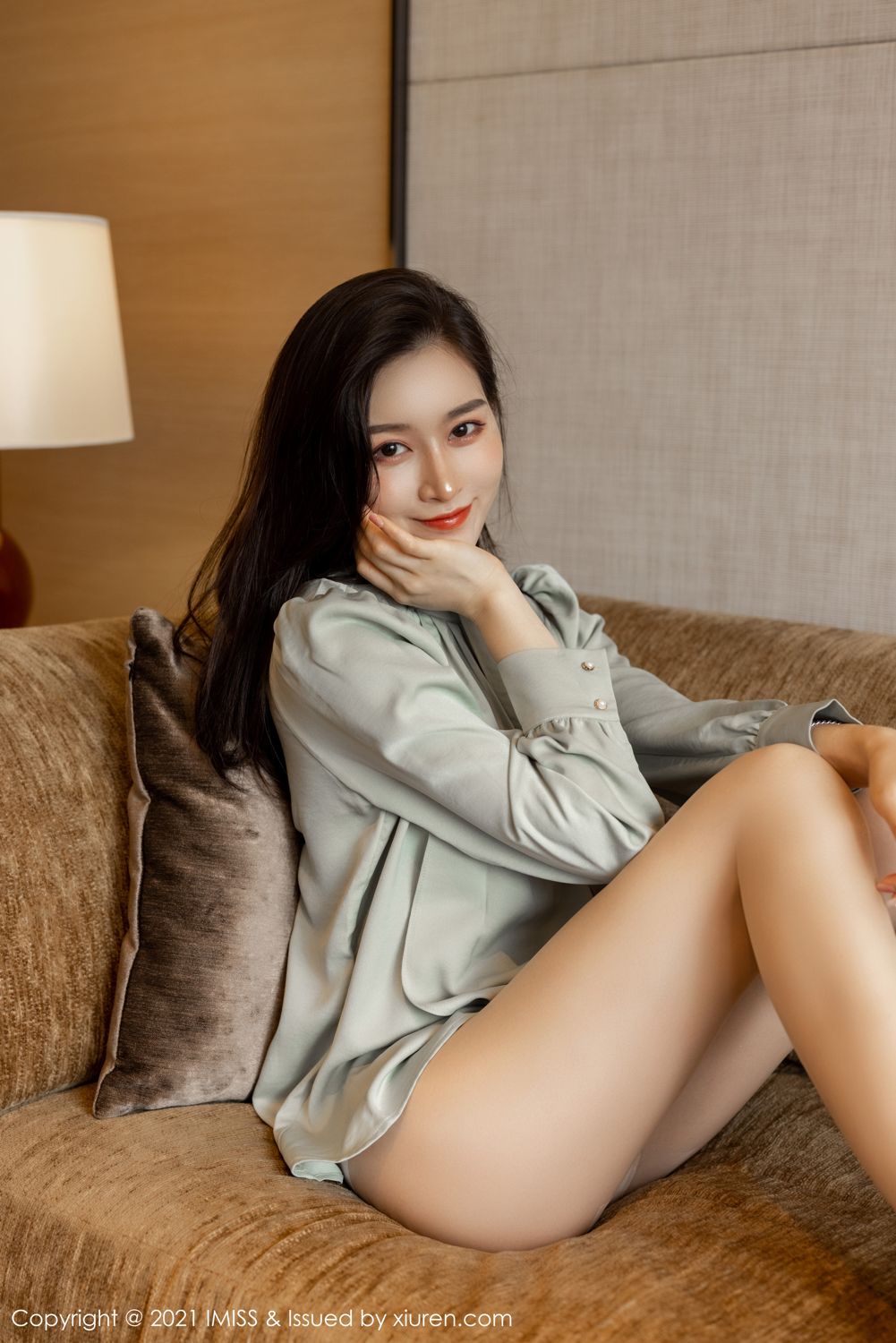 气质美女Vanessa 洁白如玉袅袅动人
