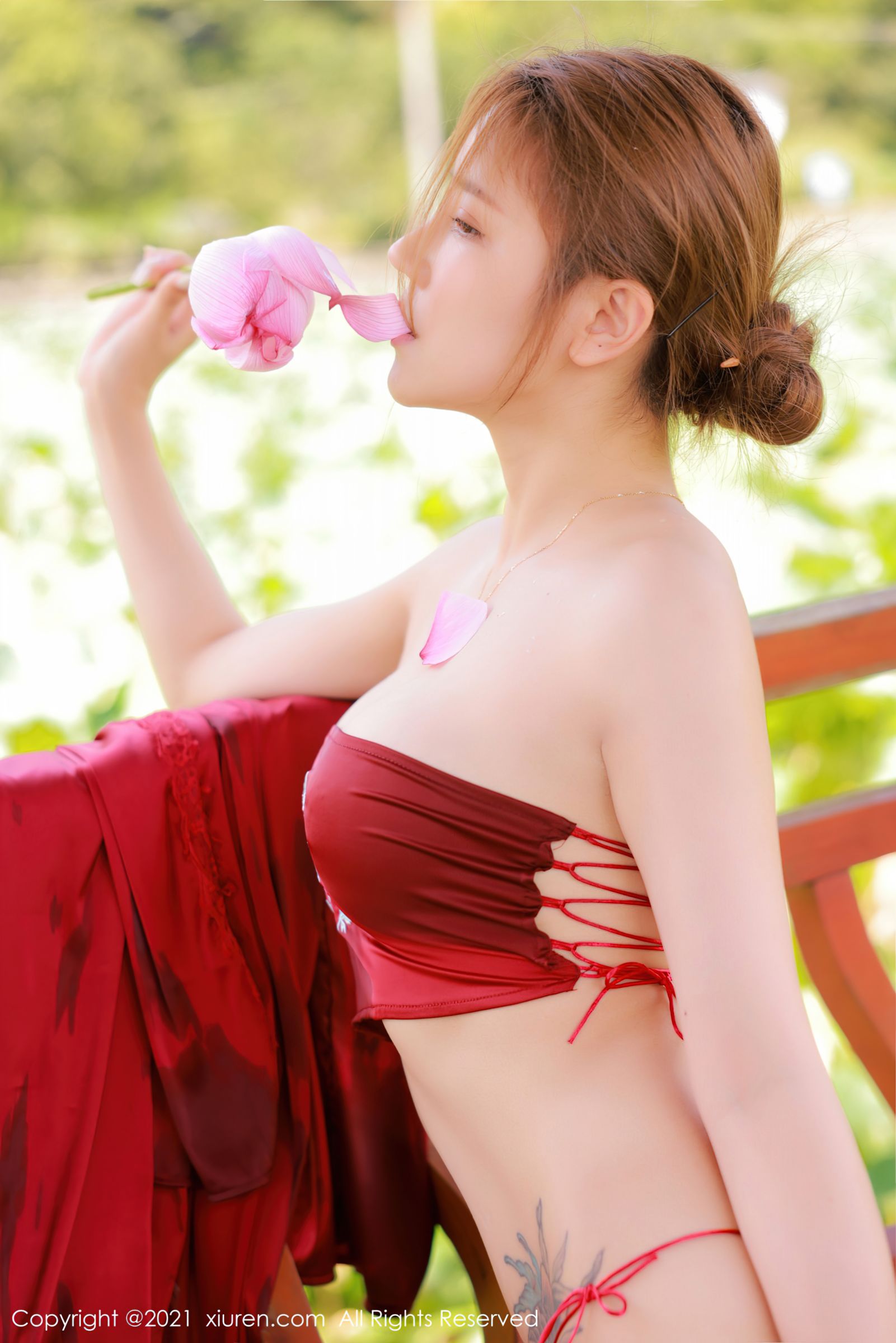 古风美人夏西CiCi 室外荷花园拍摄