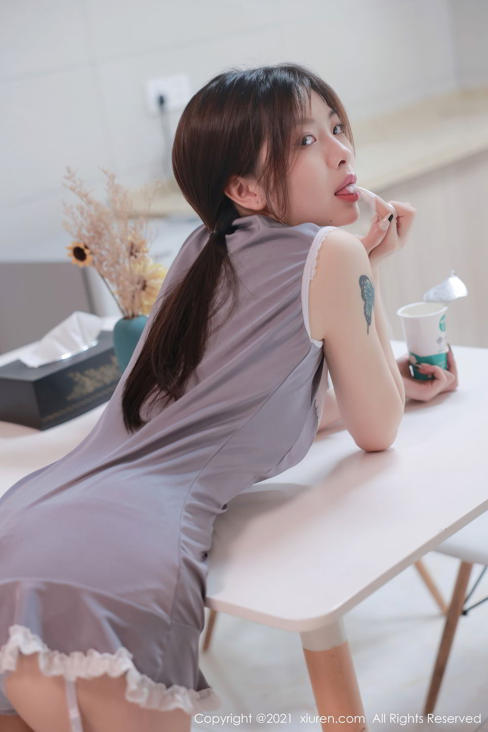 清新美女明日花桃桃 温柔可人的小女仆