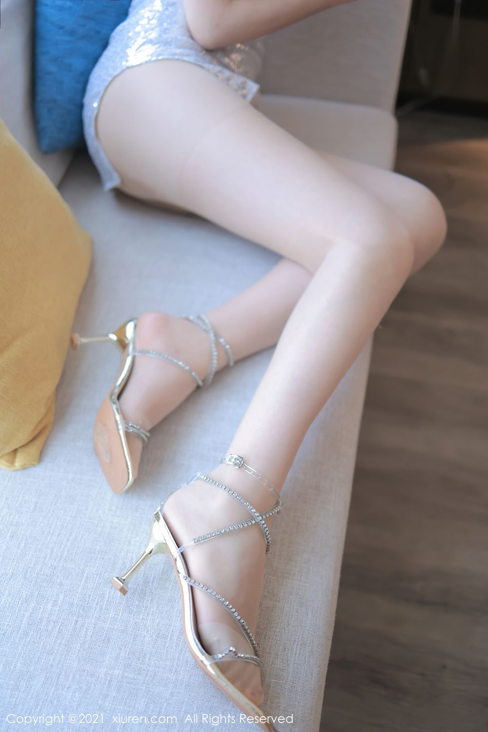 长腿美人李雅柔 高挑婀娜身段