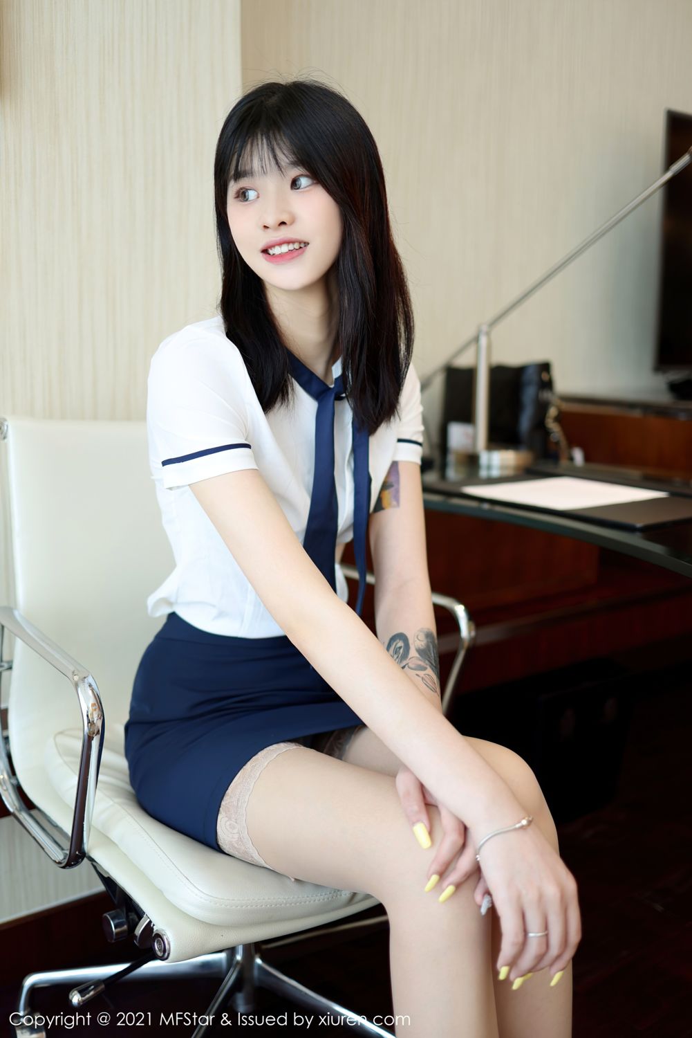 新人模特77qiqi 校园风格学生装