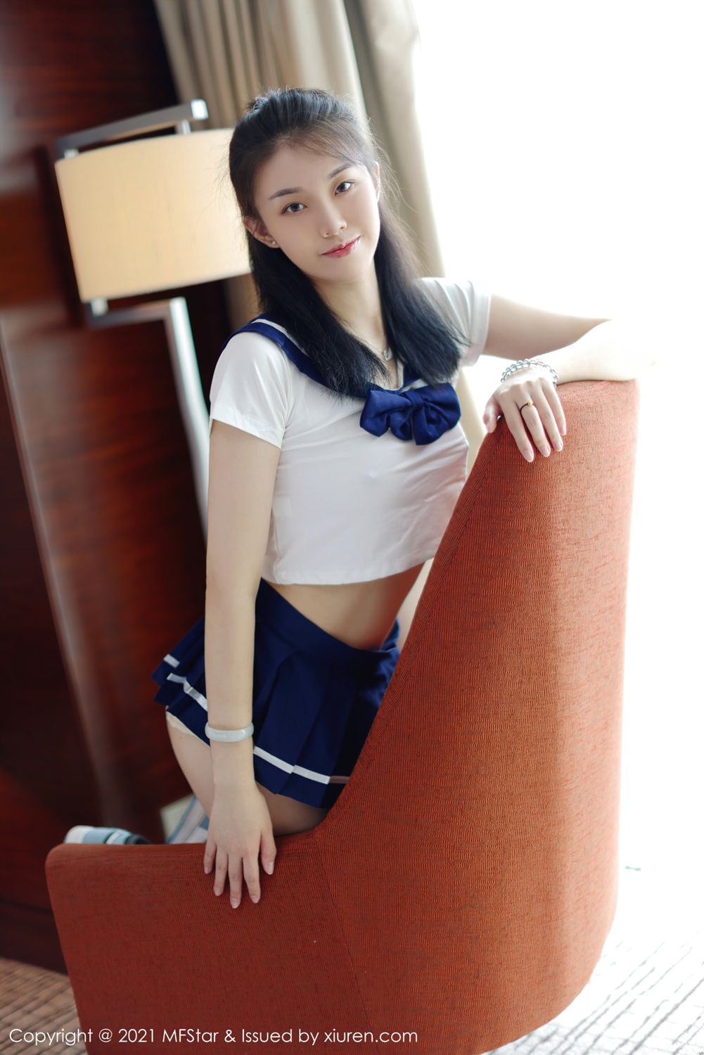 新人模特一颗甜蛋黄 JK制服系列很搭配